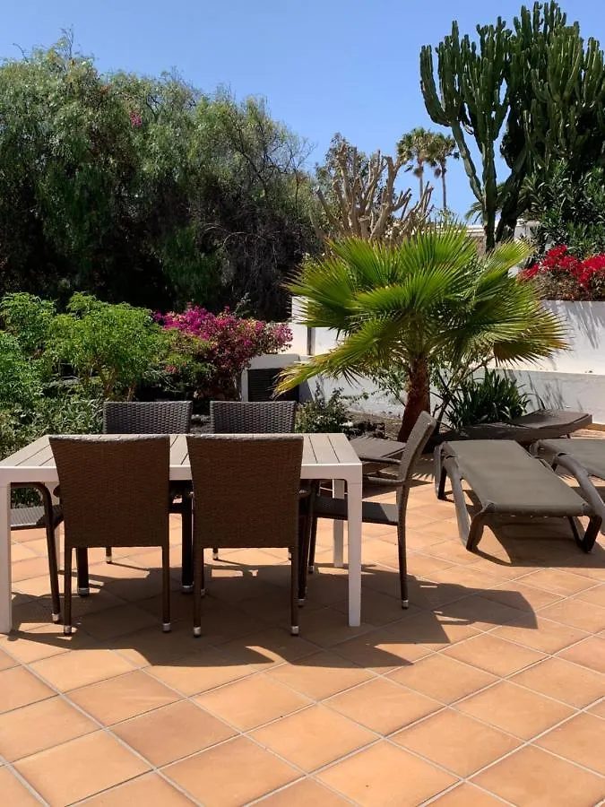 Lovely Villa Nico Playa Blanca, Hot Tub, Communal Pool 스페인