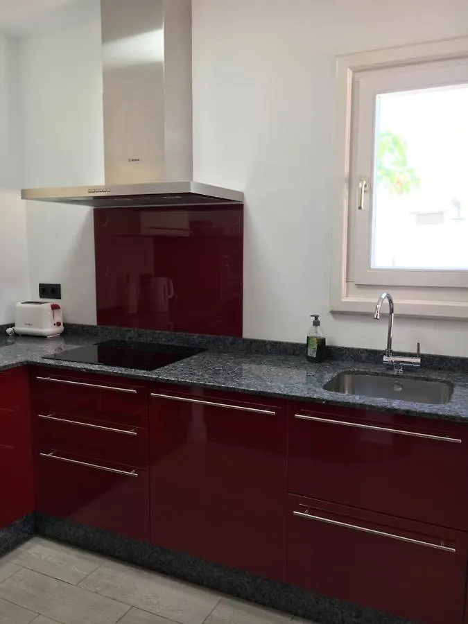 Lovely Villa Nico Playa Blanca, Hot Tub, Communal Pool