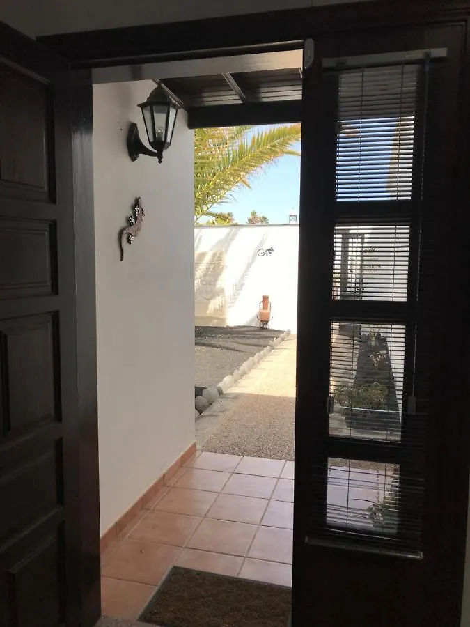 Lovely Villa Nico Playa Blanca, Hot Tub, Communal Pool  Playa Blanca (Lanzarote)