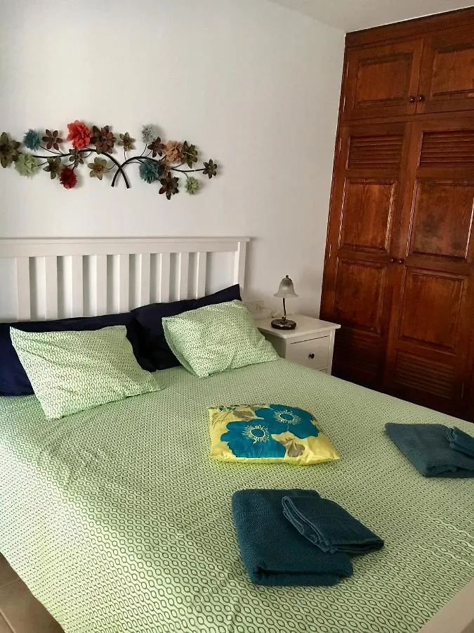 Lovely Villa Nico Playa Blanca, Hot Tub, Communal Pool 스페인