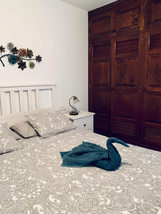 Lovely Villa Nico Playa Blanca, Hot Tub, Communal Pool 스페인